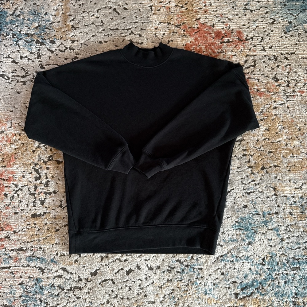 Reformation Jeans Mockneck Sweatshirt Size Medium in Black